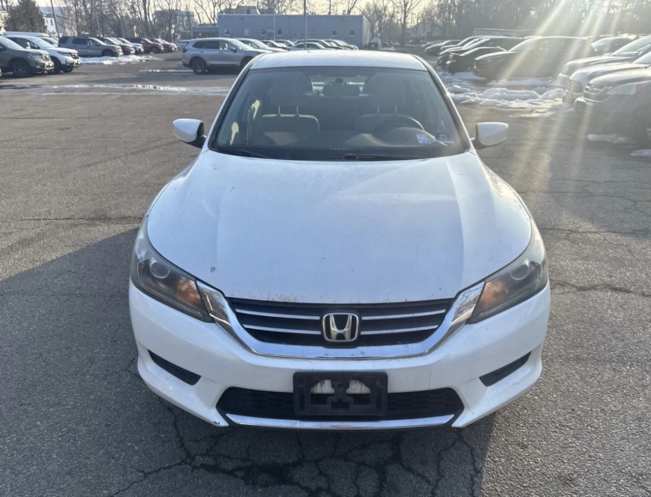 2013 Honda Accord 9th Gen - Image 2 of 11