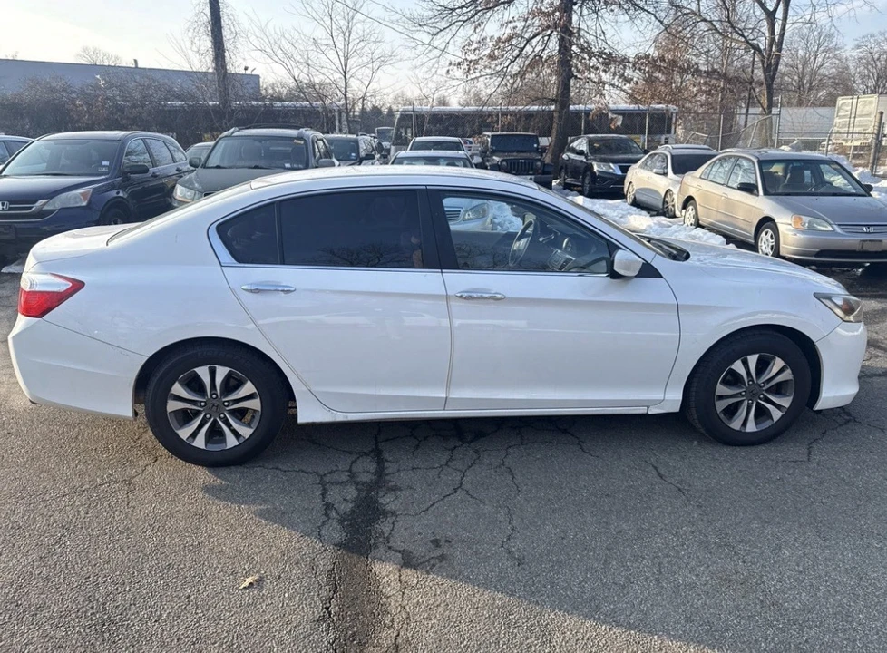 2013 Honda Accord 9th Gen - Image 4 of 11