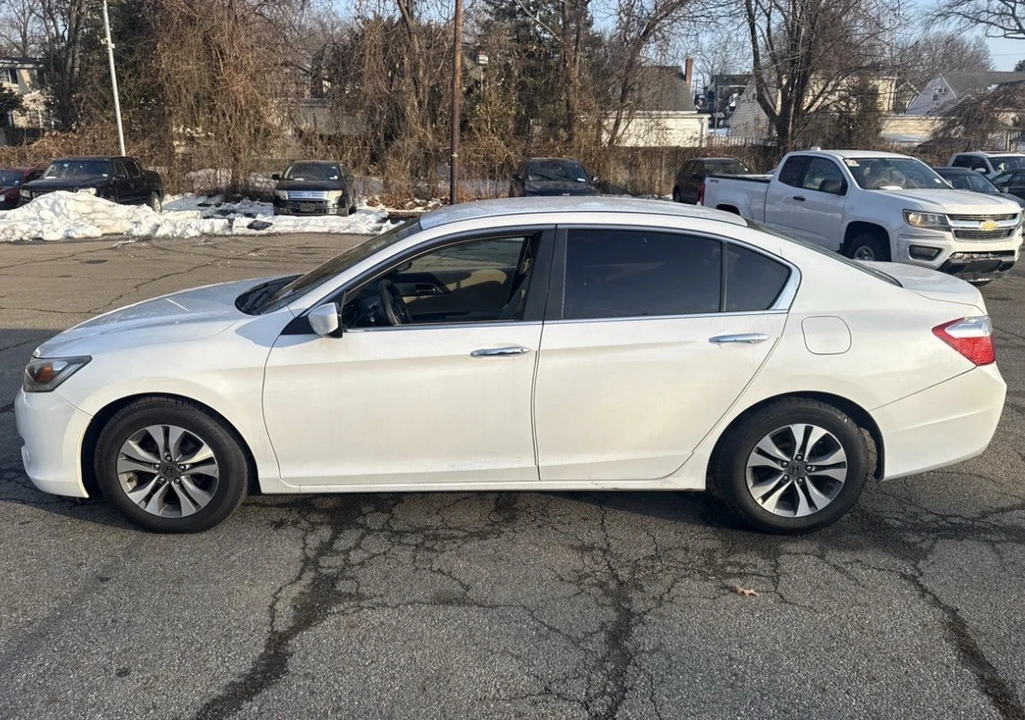 2013 Honda Accord 9th Gen - Image 8 of 11