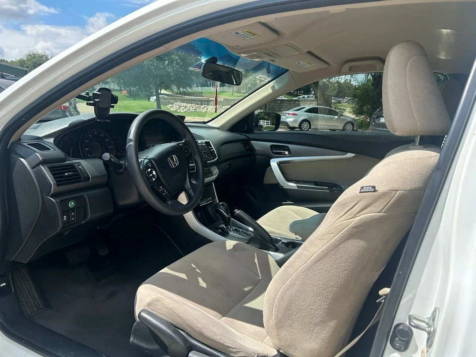 2013 Honda Accord 9th Gen - Image 16 of 21