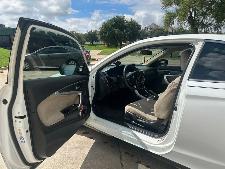2013 Honda Accord 9th Gen - Image 18 of 21
