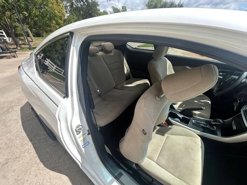 2013 Honda Accord 9th Gen - Image 9 of 16