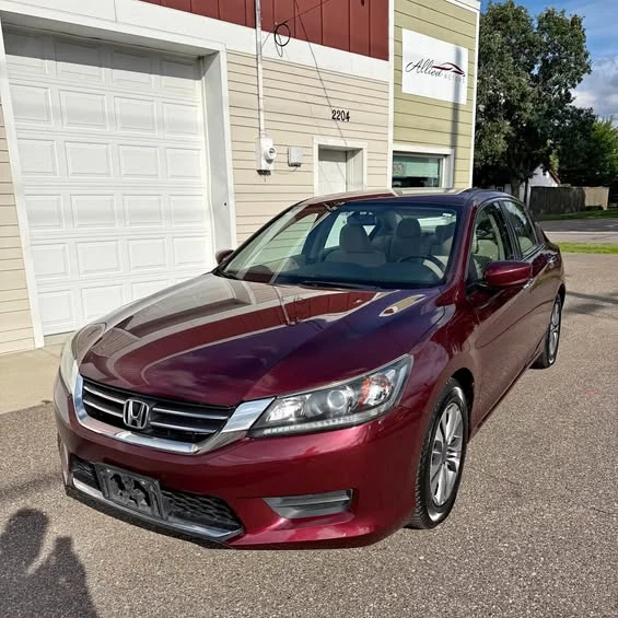 2013 Honda Accord 9th Gen - Image 1 of 1