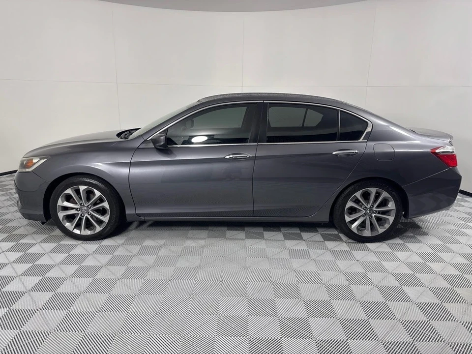 2013 Honda Accord 9th Gen - Image 6 of 12