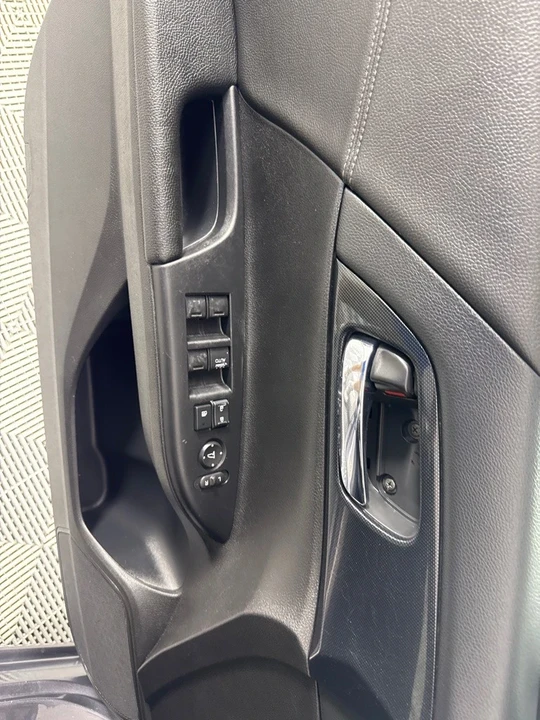2013 Honda Accord 9th Gen - Image 9 of 12