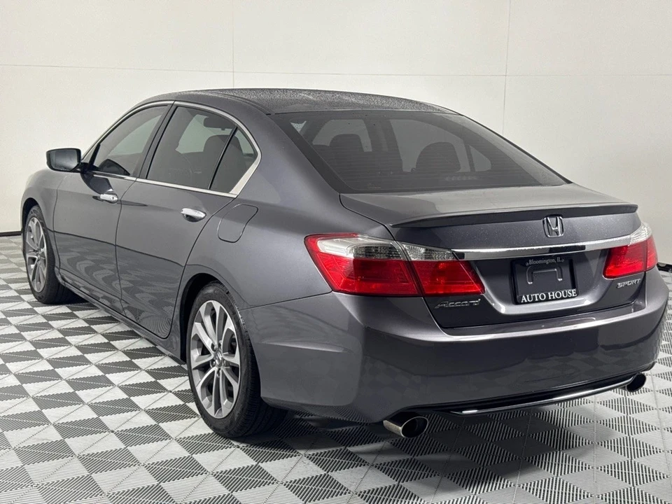 2013 Honda Accord 9th Gen - Image 5 of 12