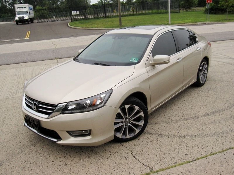 2013 Honda Accord 9th Gen - Image 4 of 12