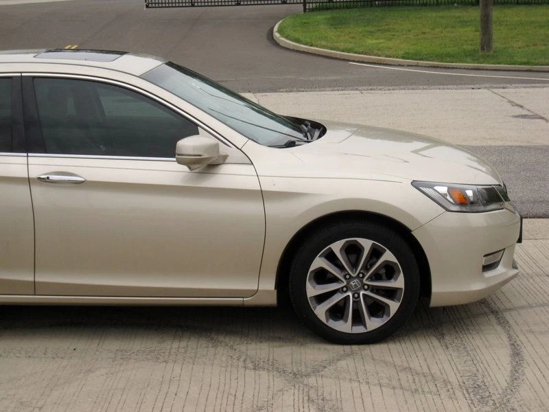 2013 Honda Accord 9th Gen - Image 10 of 12