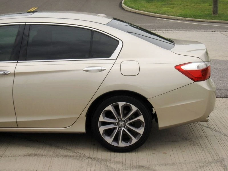 2013 Honda Accord 9th Gen - Image 8 of 12