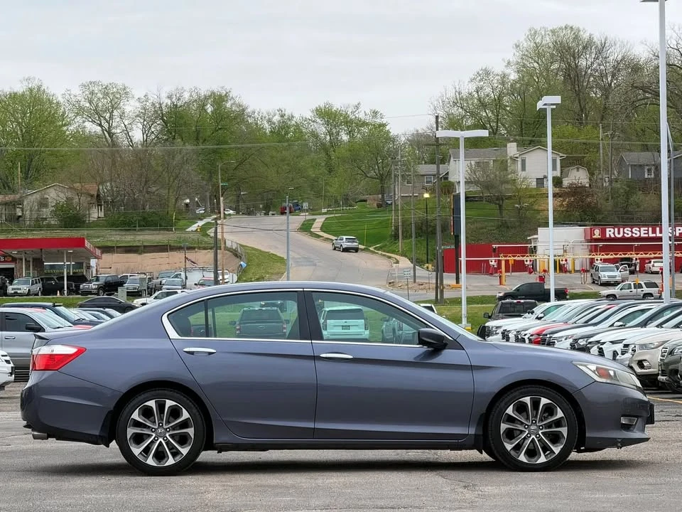 2013 Honda Accord 9th Gen - Image 4 of 20