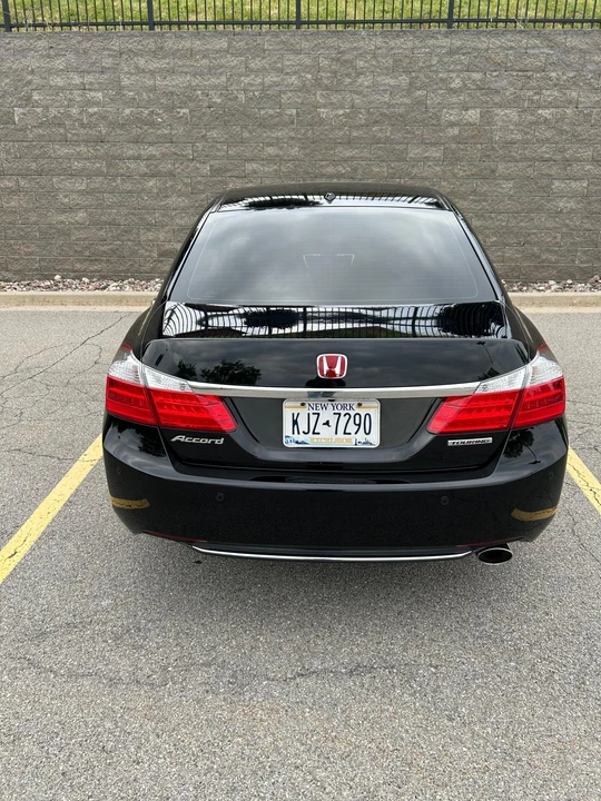2013 Honda Accord 9th Gen - Image 8 of 31