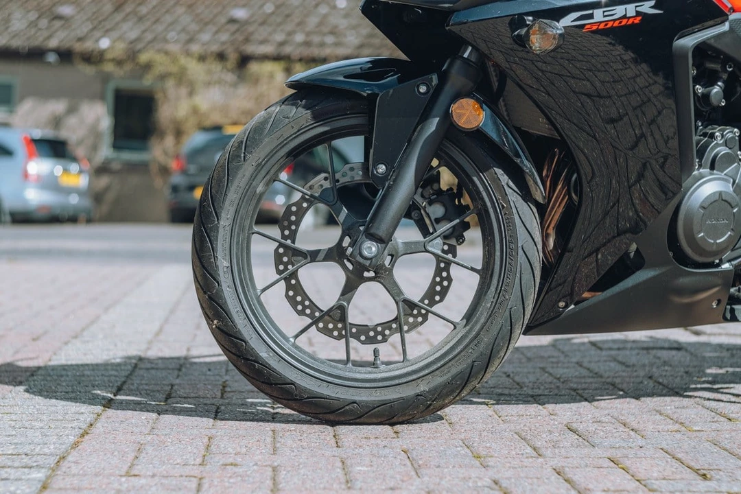 2013 Honda CBR - Image 13 of 31
