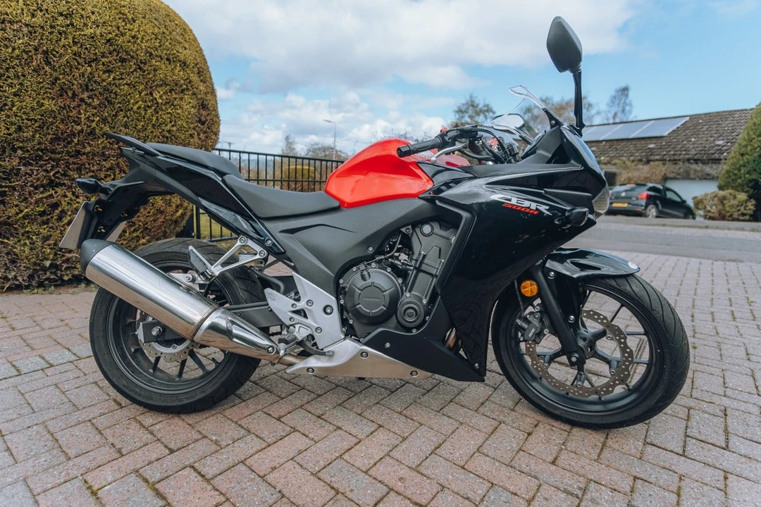 2013 Honda CBR - Image 15 of 31