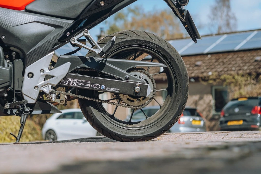 2013 Honda CBR - Image 14 of 31