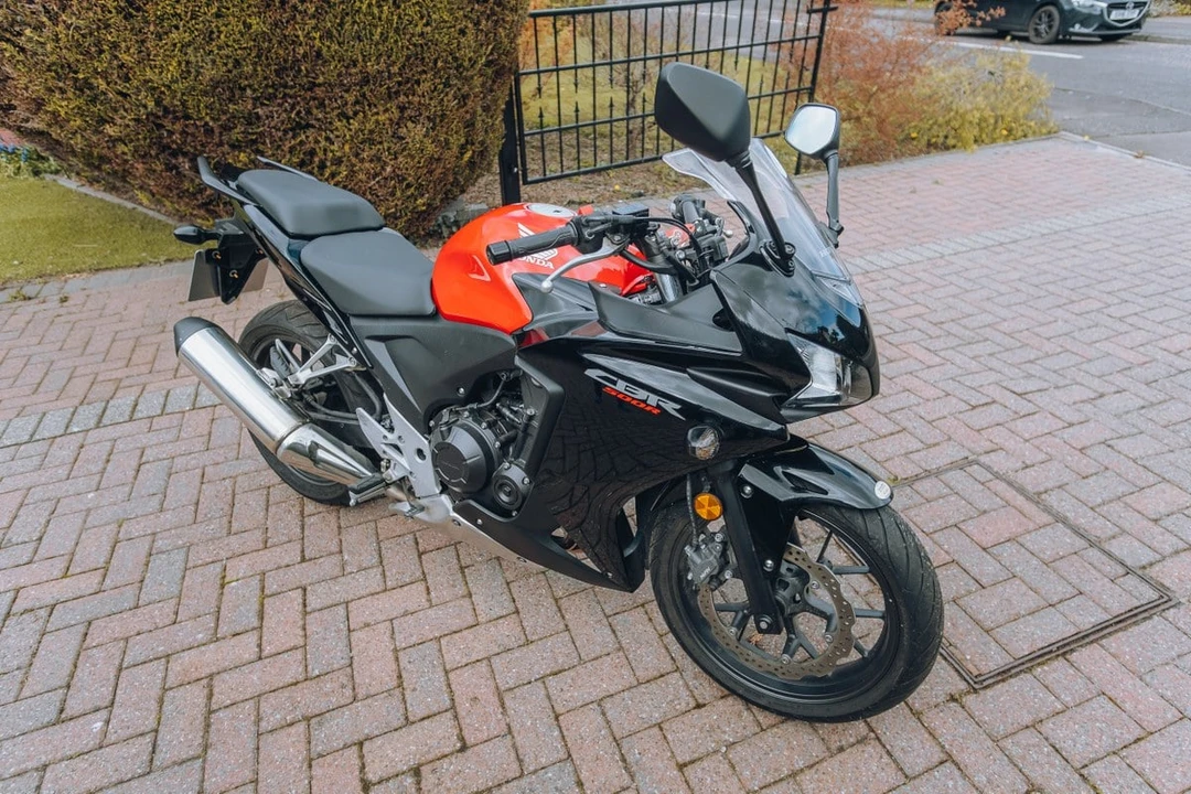 2013 Honda CBR - Image 21 of 31