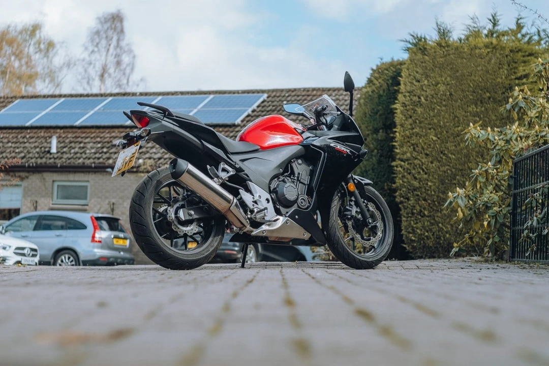 2013 Honda CBR - Image 2 of 31