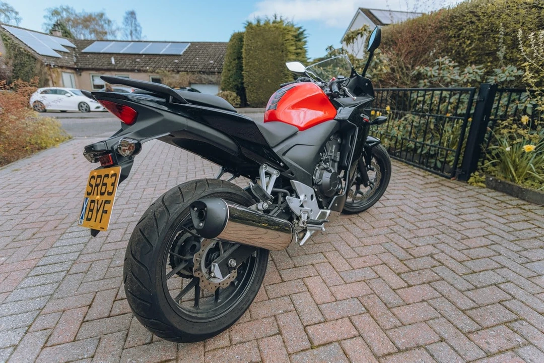 2013 Honda CBR - Image 16 of 31