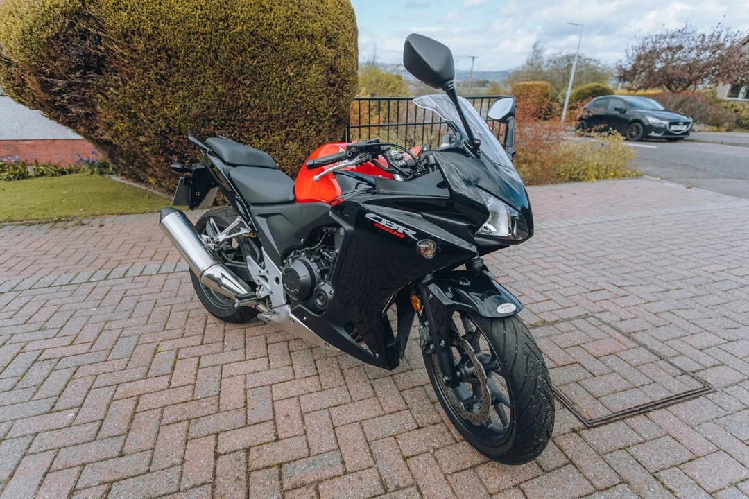 2013 Honda CBR - Image 18 of 31