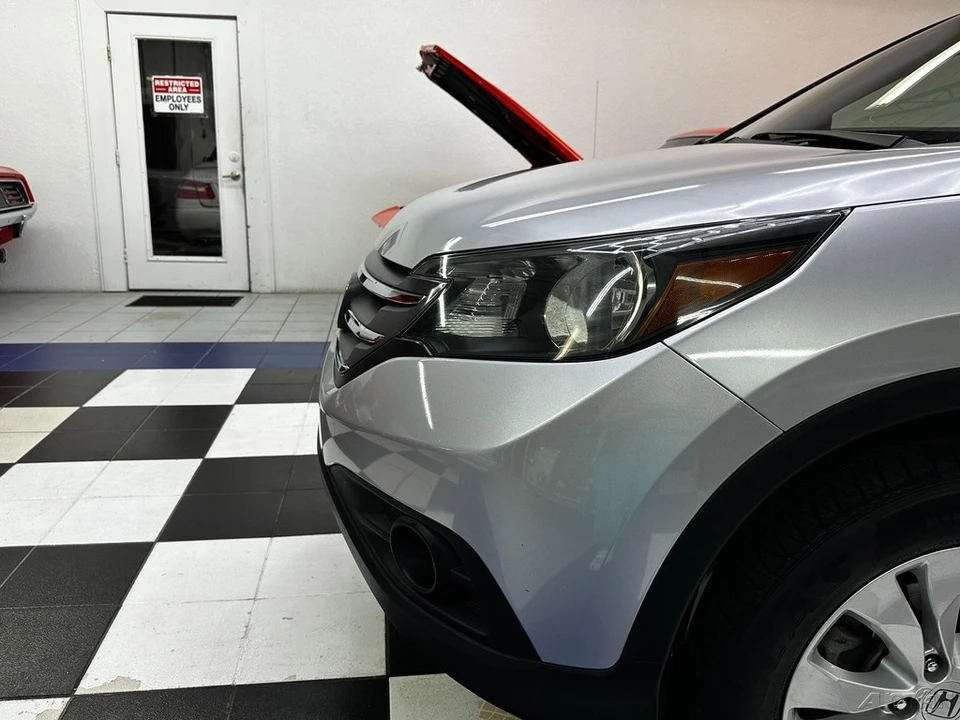 2013 Honda CR-V 4th Gen - Image 10 of 21