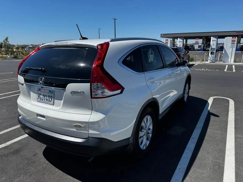 2013 Honda CR-V 4th Gen - Image 2 of 11