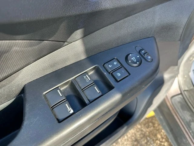 2013 Honda CR-V 4th Gen - Image 10 of 21