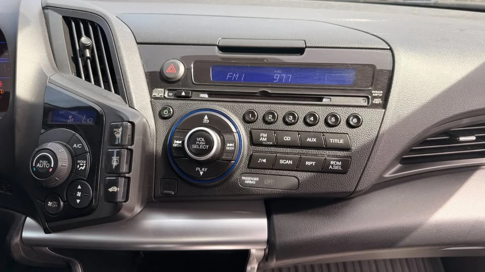 2013 Honda CR-Z - Image 15 of 20