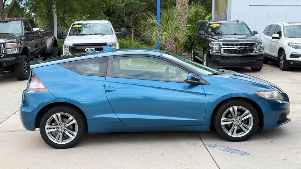 2013 Honda CR-Z - Image 2 of 19
