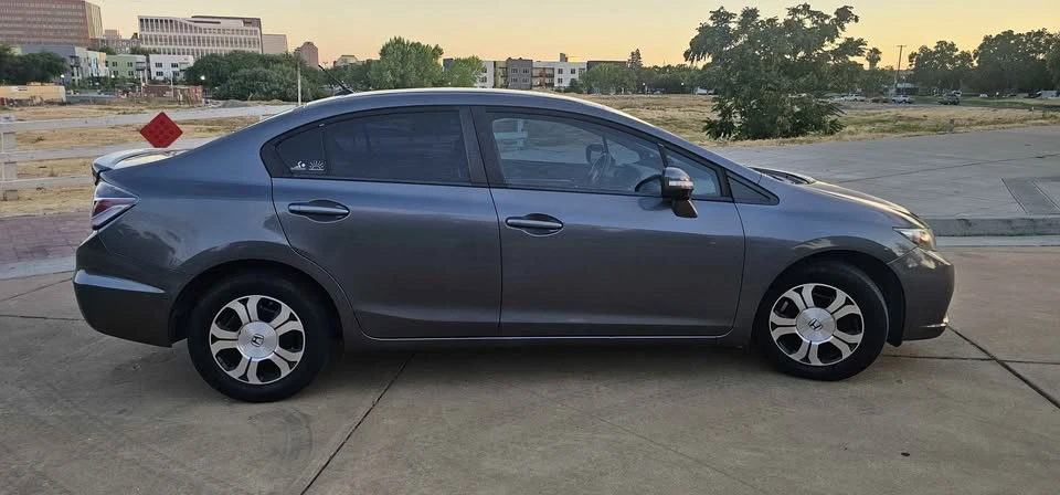 2013 Honda Civic 9th Gen - Image 8 of 16