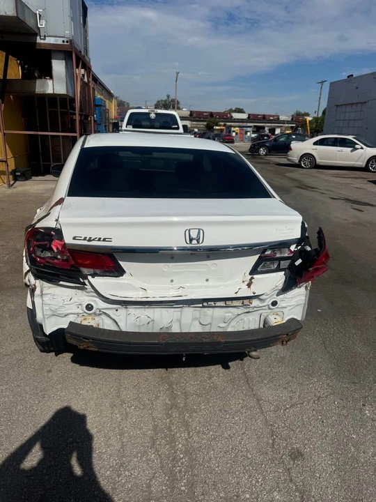 2013 Honda Civic 9th Gen - Image 6 of 10