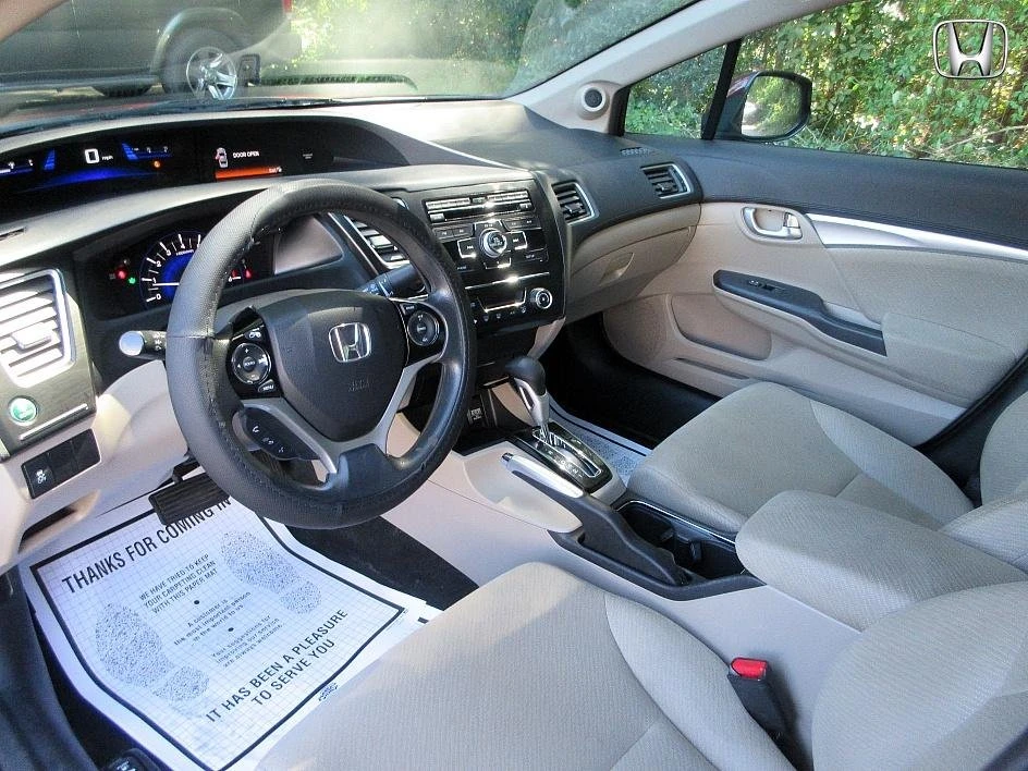 2013 Honda Civic 9th Gen - Image 15 of 20