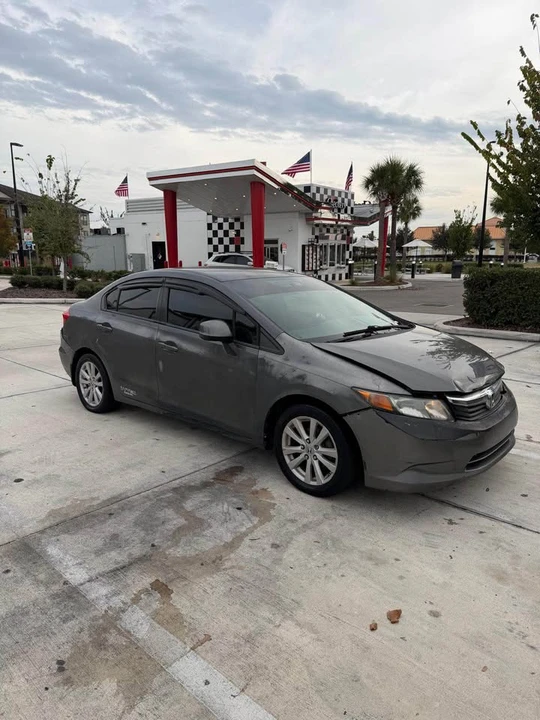 2013 Honda Civic 9th Gen - Image 4 of 5