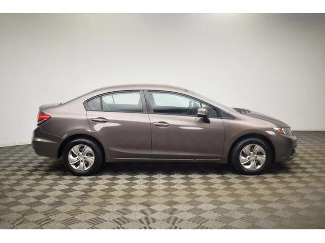 2013 Honda Civic 9th Gen - Image 5 of 10