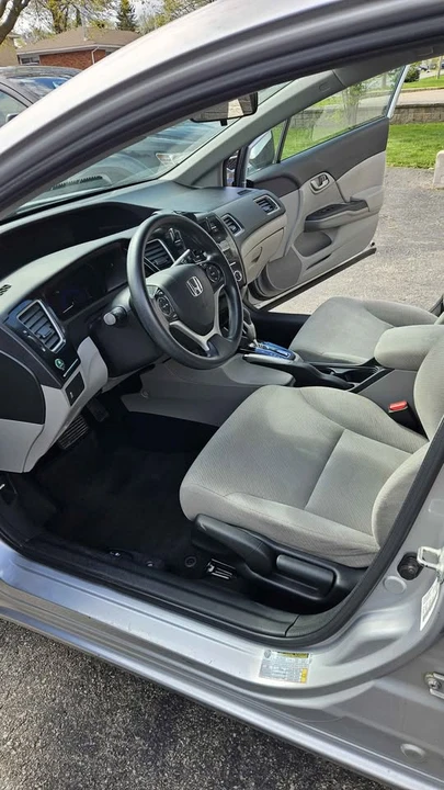 2013 Honda Civic 9th Gen - Image 6 of 11