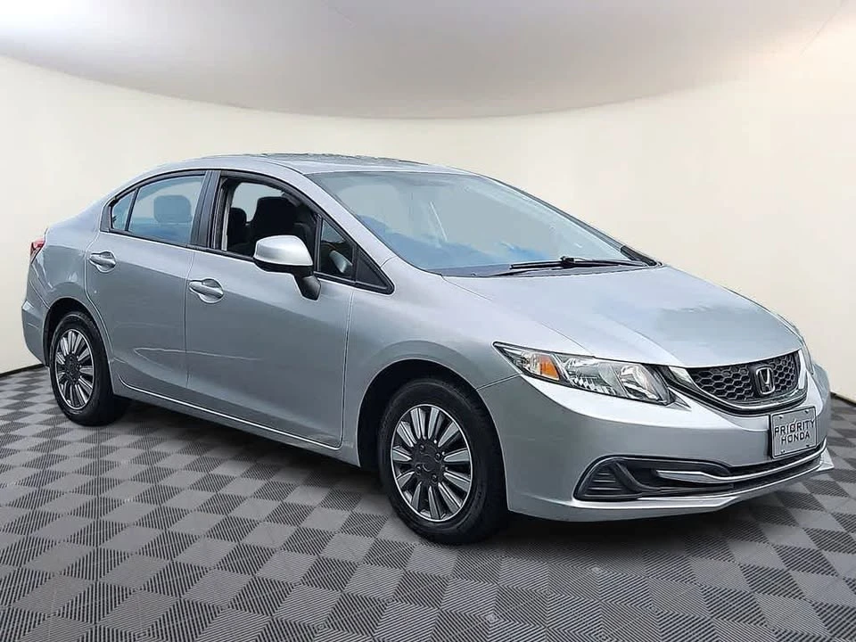 2013 Honda Civic 9th Gen - Image 3 of 20