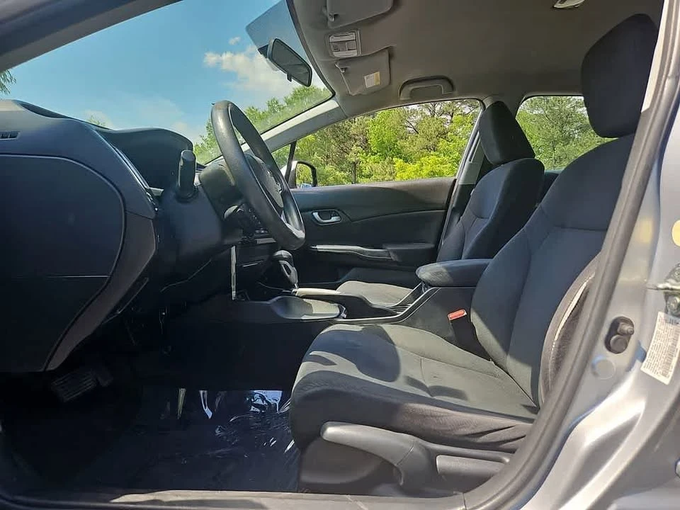 2013 Honda Civic 9th Gen - Image 13 of 20