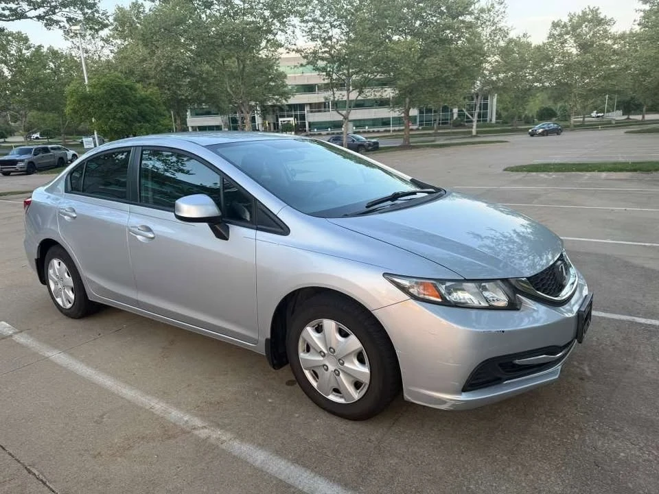 2013 Honda Civic 9th Gen - Image 14 of 20