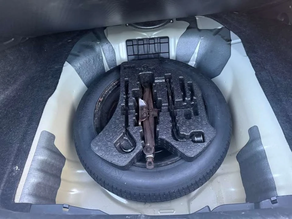 2013 Honda Civic 9th Gen - Image 15 of 20