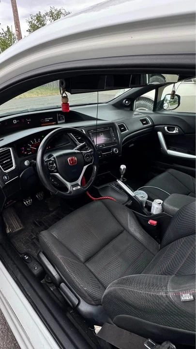 2013 Honda Civic 9th Gen - Image 4 of 5