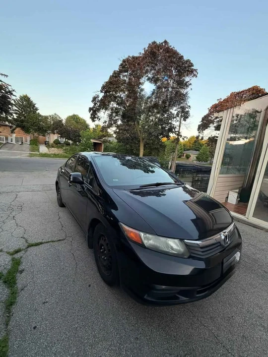 2013 Honda Civic 9th Gen - Image 2 of 9