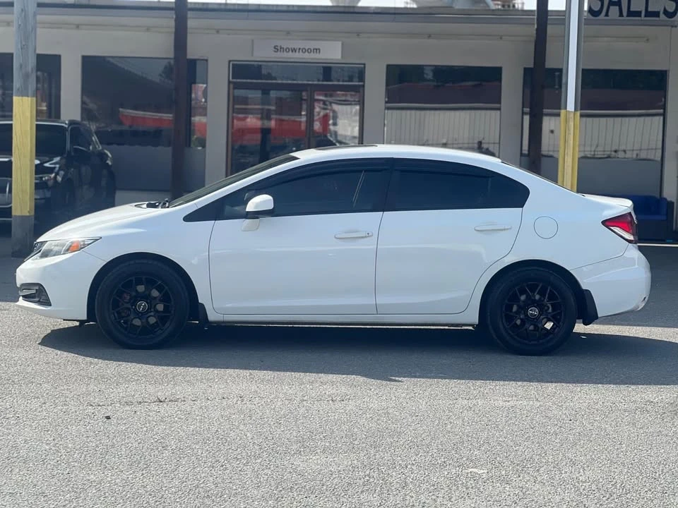 2013 Honda Civic 9th Gen - Image 4 of 11