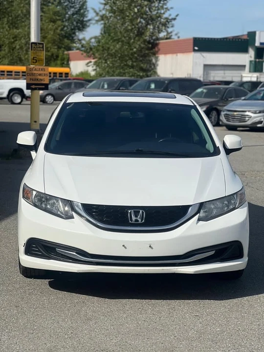 2013 Honda Civic 9th Gen - Image 5 of 11