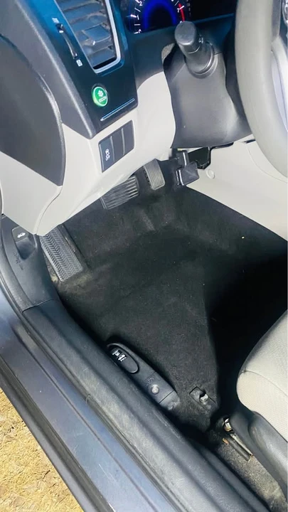 2013 Honda Civic 9th Gen - Image 13 of 15