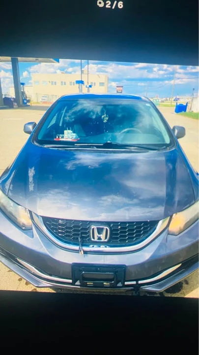 2013 Honda Civic 9th Gen - Image 2 of 15
