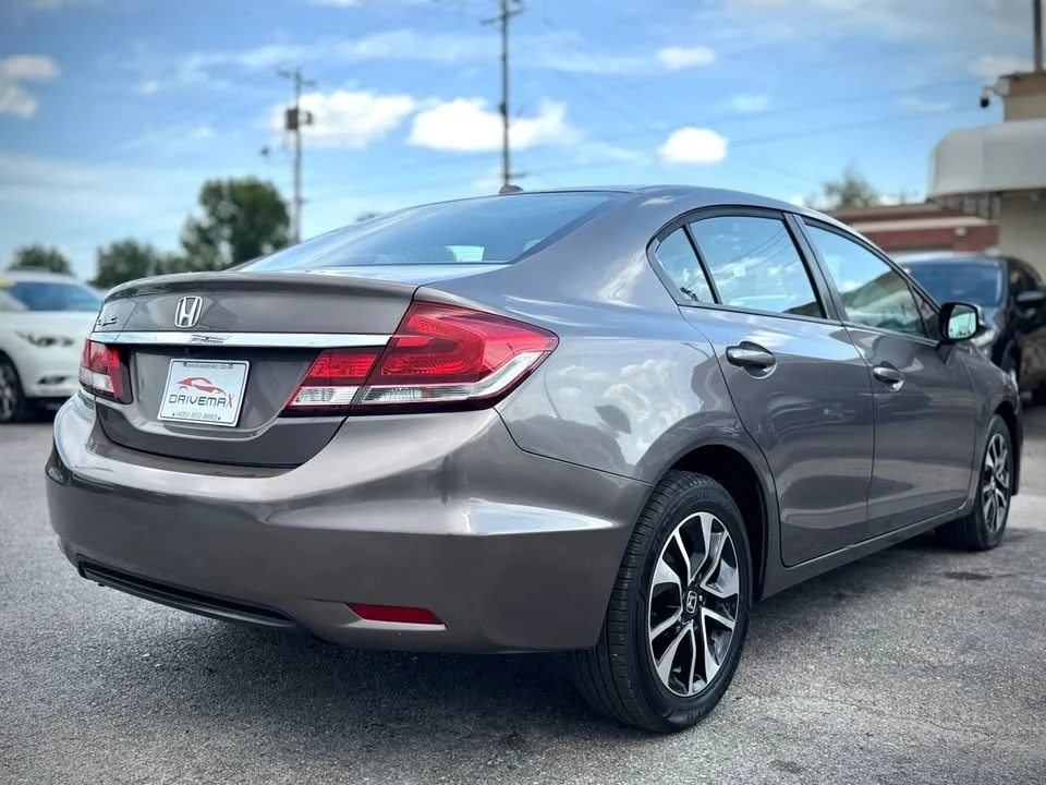 2013 Honda Civic 9th Gen - Image 3 of 20
