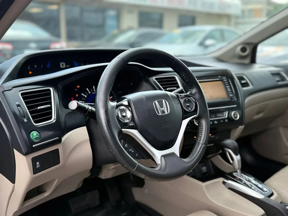 2013 Honda Civic 9th Gen - Image 14 of 20