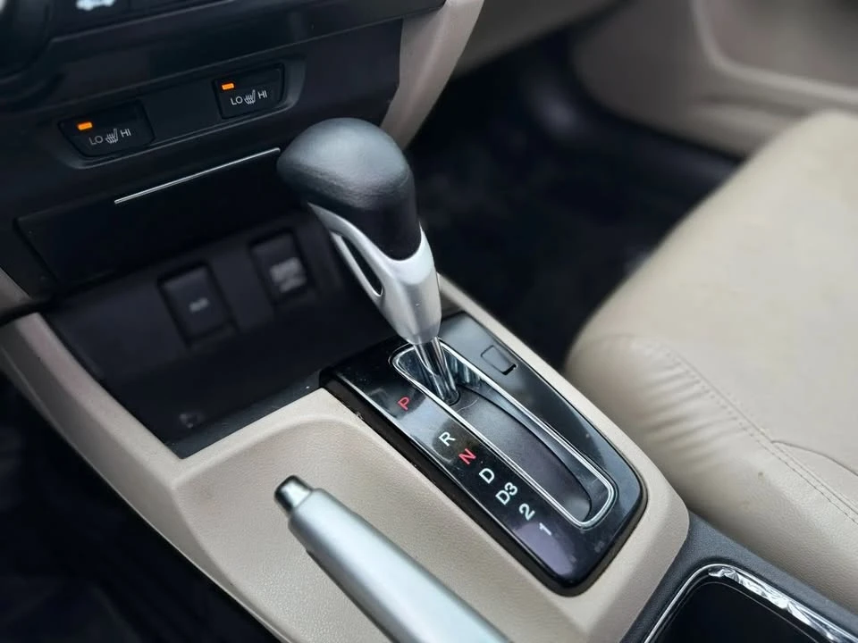 2013 Honda Civic 9th Gen - Image 15 of 20