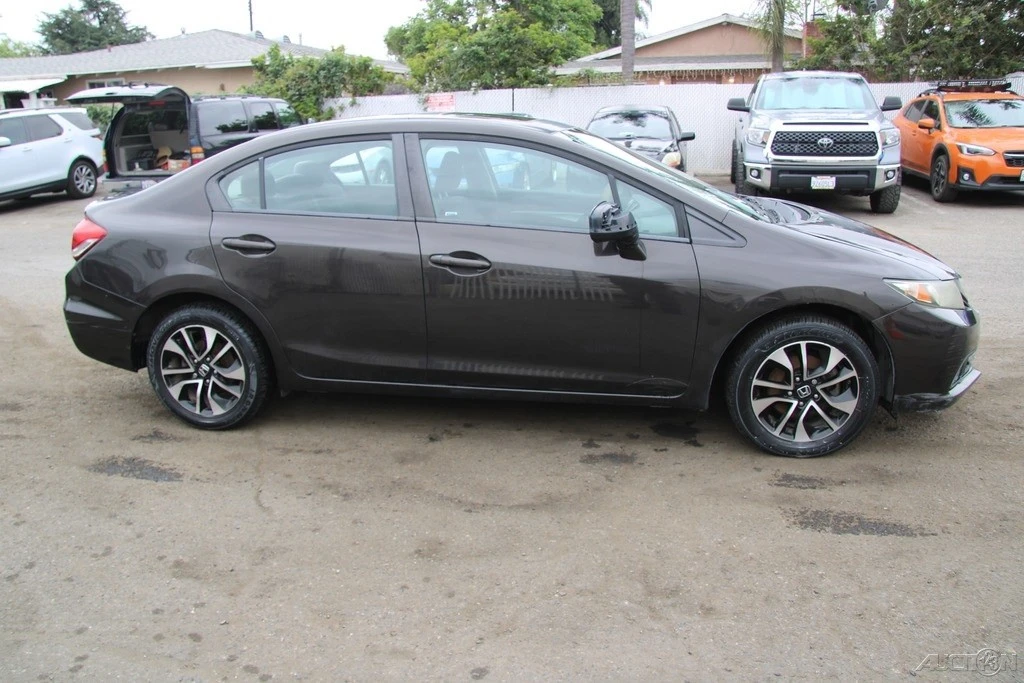 2013 Honda Civic 9th Gen - Image 9 of 21