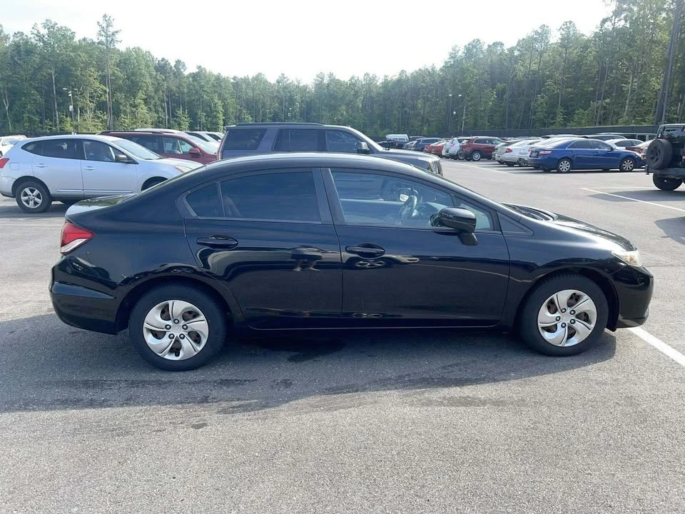 2013 Honda Civic 9th Gen - Image 4 of 7