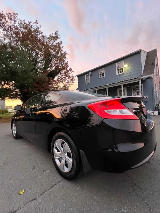 2013 Honda Civic 9th Gen - Image 3 of 13