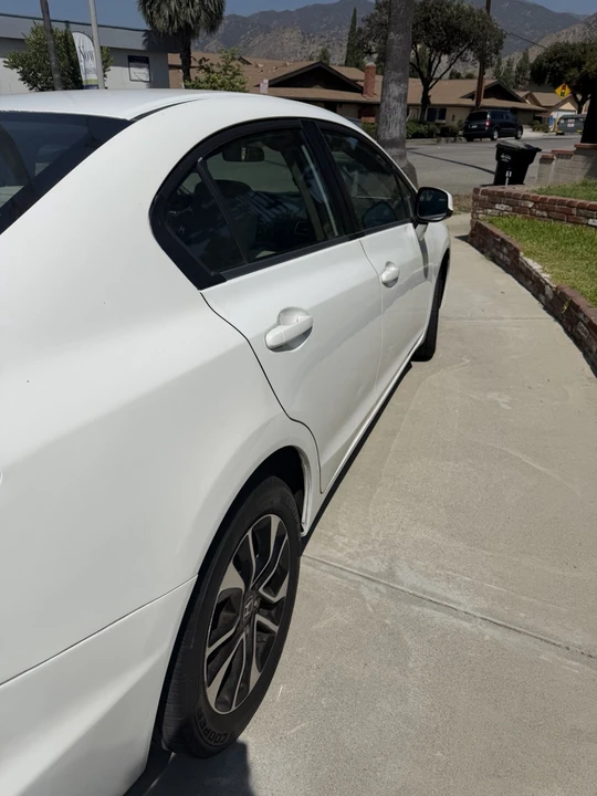 2013 Honda Civic 9th Gen - Image 4 of 11